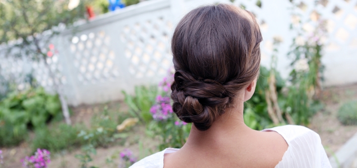 Wedding hairstyle with bun. Photograph by Caranica Nicolae